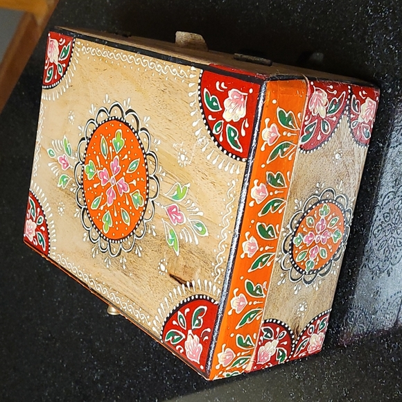 Decorative Keepsake Wooden Box - Picture 7 of 11